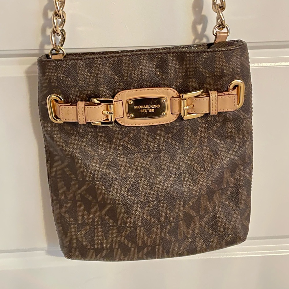 Michael Kors Hamilton Traveler Crossbody Bag